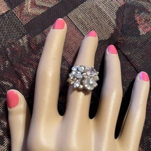 Ring size from 7 to 8 plus, no shipping at this price unless bundle